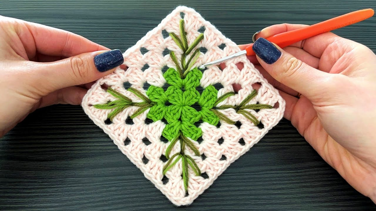 Super Easy DIFFERENT AND EASY CROCHET SQUARE