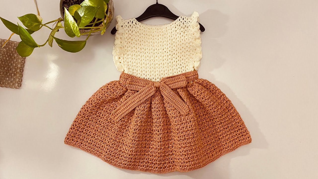 Crocheting a Simple Yet Elegant Dress
