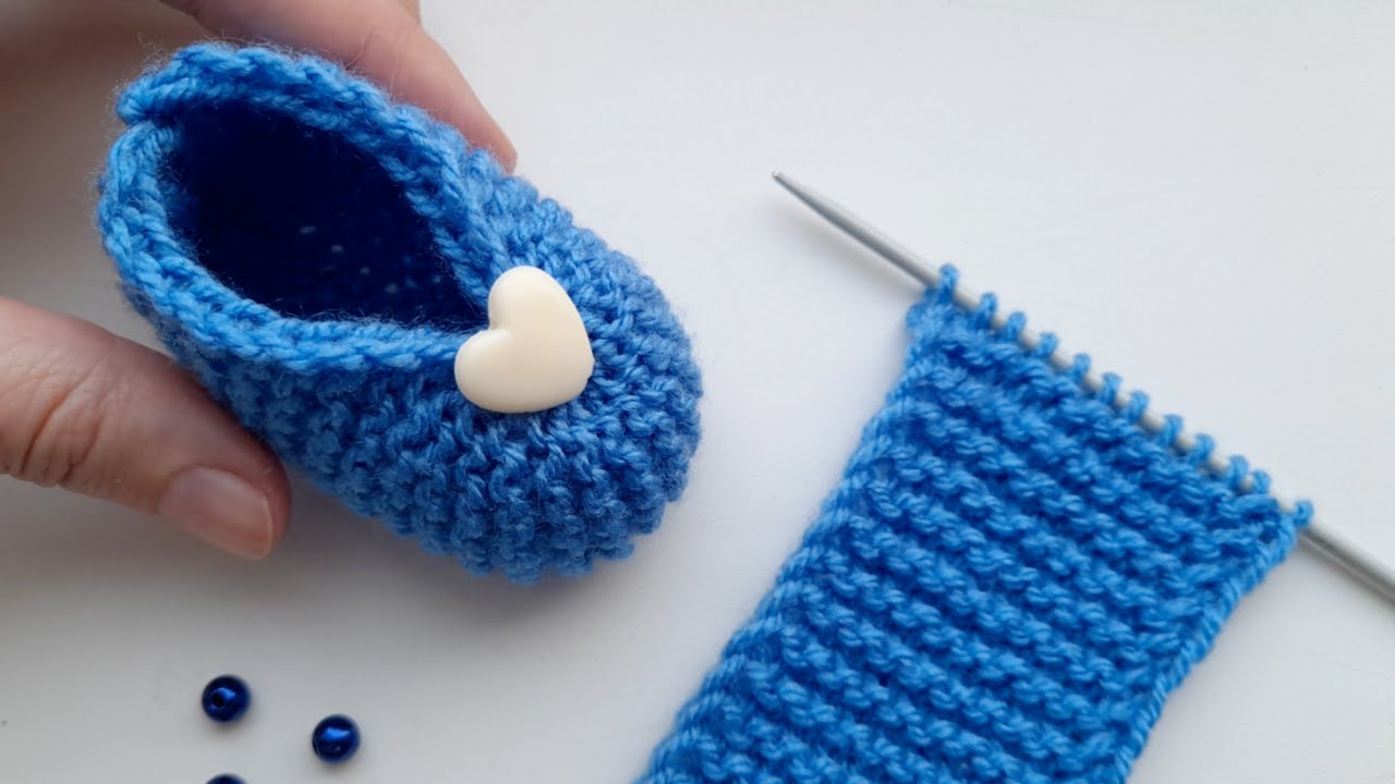 Little Steps: Knit Adorable Garter Stitch Baby Booties